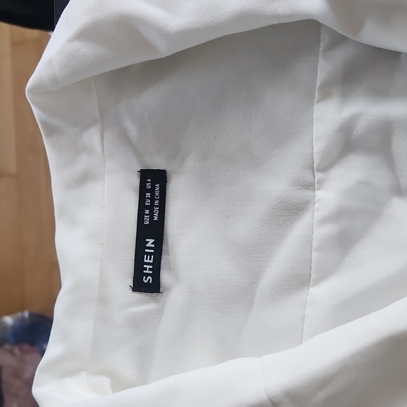 Jumpsuit - Picture 3 of 3